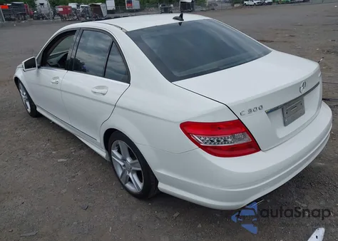 2010 Mercedes-Benz C 300 Luxury 4Matic/Sport 4Matic from USA, damaged, VIN WDDGF8BB5AR089951